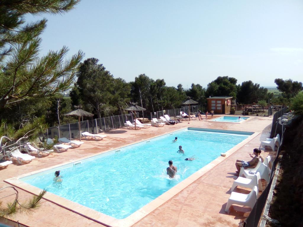 Camping Le Bois De Pins Salses-le-Chateau Exterior photo